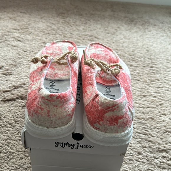 BRAND NEW! SALE! Size 9. SWIRL Gypsy Jazz. - Picture 3 of 4